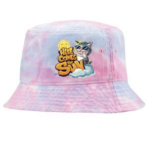 California Beach 2024 Vacation Weekend Summer Here Comes Sun Gift Tie-Dyed Bucket Hat