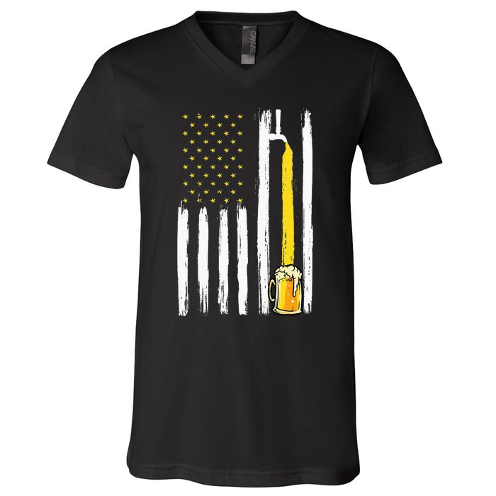 Craft Beer American Flag USA 4th Of July Brewery America V-Neck T-Shirt