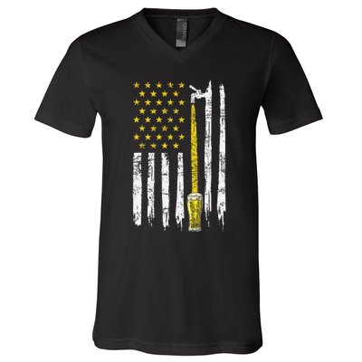 Craft Beer American Flag USA 4th Of July Brewery America V-Neck T-Shirt