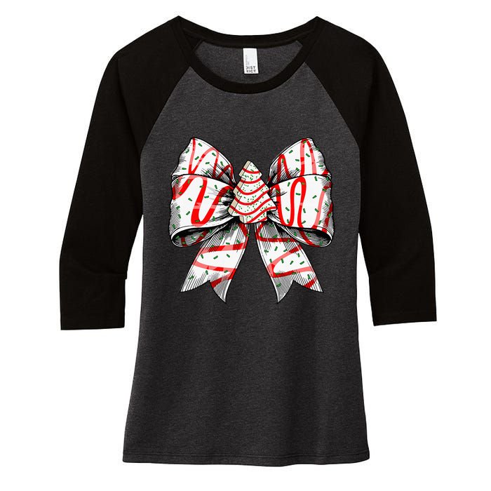 Coquette Bow Christmas Tree Cake Christmas Vibes Women's Tri-Blend 3/4-Sleeve Raglan Shirt