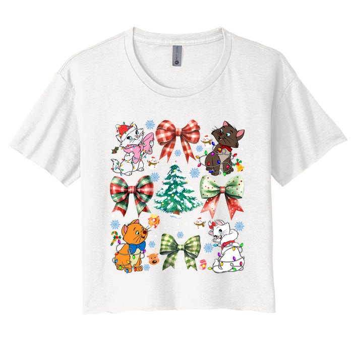 Coquette Bow Christmas Tree Cute Cats Christmas Lights Women's Crop Top Tee