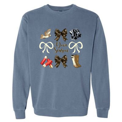 Camo Bow Coquette Dove Season Hunting Dove Hunter Hunt Girl Garment-Dyed Sweatshirt