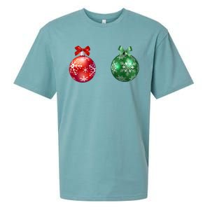 Christmas Balls Sueded Cloud Jersey T-Shirt