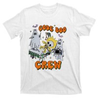 Code Boo Crew Funny Ghost Nurse Halloween Costume T-Shirt