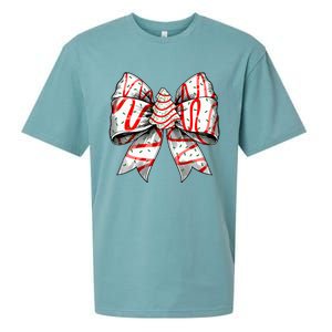 Coquette Bow Christmas Tree Cake Christmas Vibes Sueded Cloud Jersey T-Shirt