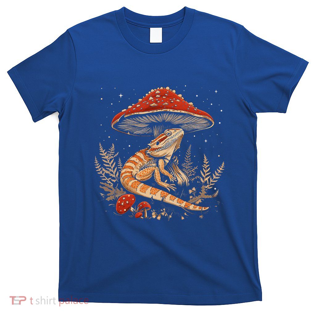Cute Bearded Dragon Lizard Cottagecore Aesthetic Mushroom T-Shirt