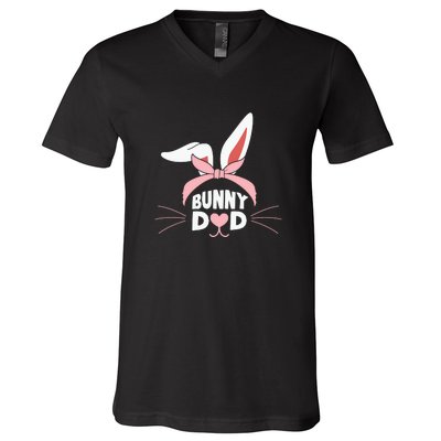 Cute Bunny Daddy Easter Dad Bunny Ears Father's Day Easter Day V-Neck T-Shirt