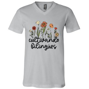 Cultivando Bilingues Dual Language Crew Bilingual Teacher V-Neck T-Shirt