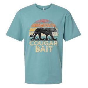 Cougar Bait Dating Humor Sugar Momma Retro Animal Sueded Cloud Jersey T-Shirt