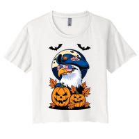 Cute Bald Eagle Witch Halloween Pumpkin Eagle Lover Women's Crop Top Tee