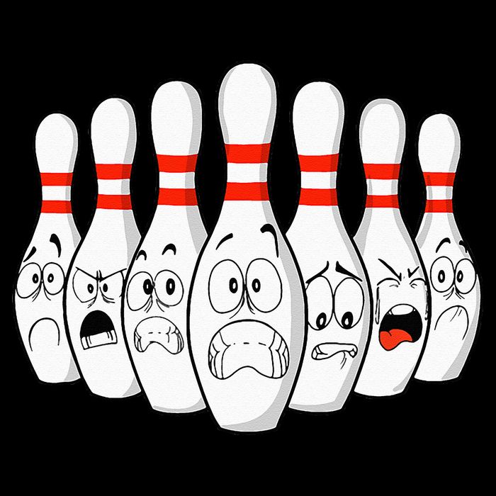 Cartoon Bowling Funny Scared Bowling Pins T-Shirt