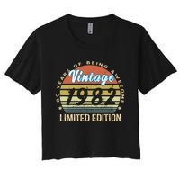 Cool Birthday Gift Vintage 1982 Limited Edition Women's Crop Top Tee