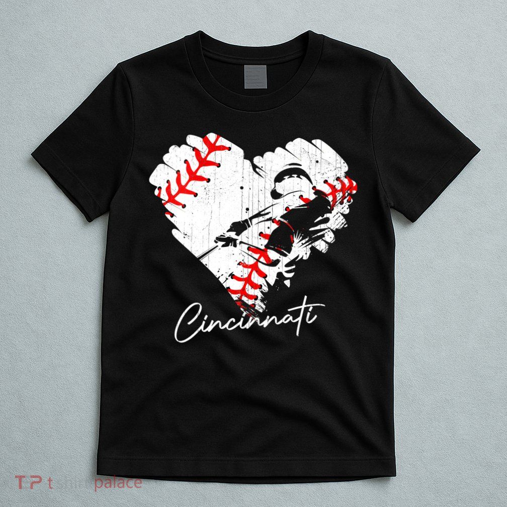 Cincinnati Baseball Heart Distressed Vintage Baseball Fans T-Shirt