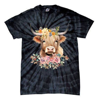 Cute Baby Highland Cow With Flowers Calf Animal Christmas Tie-Dye T-Shirt