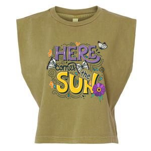 Colorful Beach Here Comes The Sun Summer Vacation Holiday Meaningful Gift Garment-Dyed Women's Muscle Tee