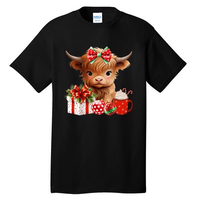 Cute Baby Highland Cow Merry Christmas Farmer Cow Xmas Tall T-Shirt