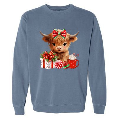 Cute Baby Highland Cow Merry Christmas Farmer Cow Xmas Garment-Dyed Sweatshirt