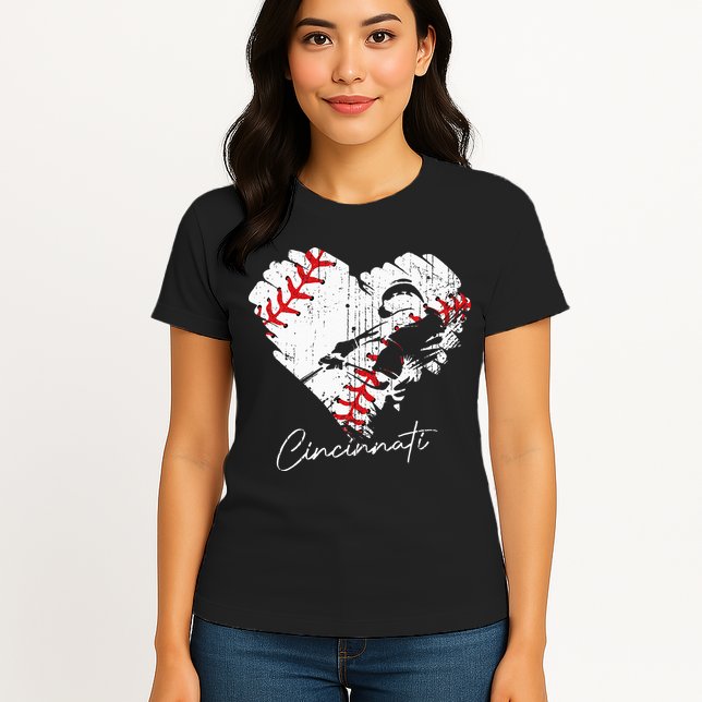 Cincinnati Baseball Heart Distressed Vintage Baseball Fans Womens T-Shirt