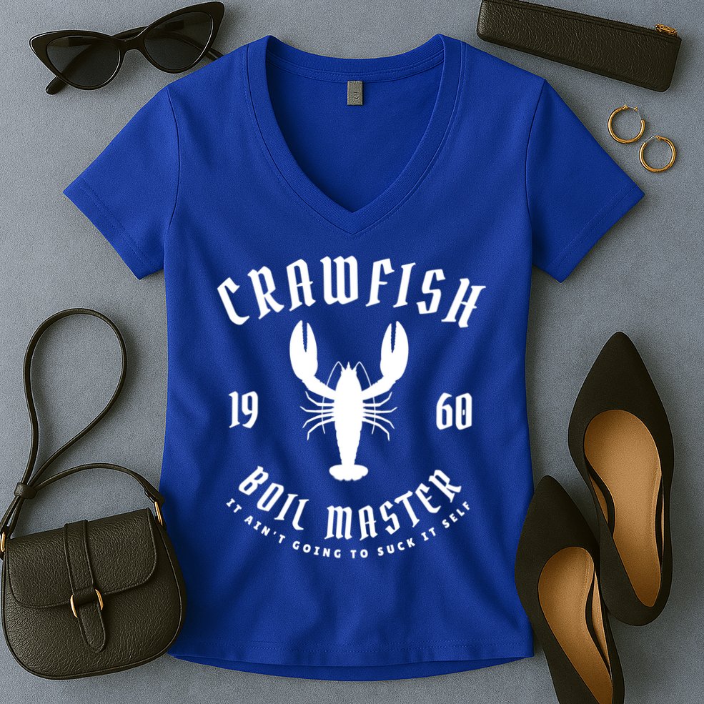 Crawfish Boil Master Cajun Seafood Festival Retro Cooking Gift Women's V-Neck T-Shirt
