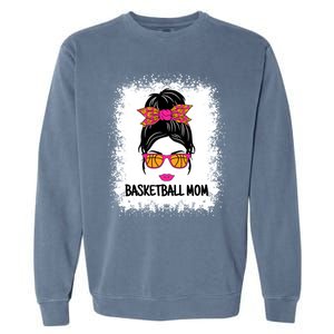 Cute Basketball Mom Messy Bun Ladies Basketball Cute Gift Garment-Dyed Sweatshirt