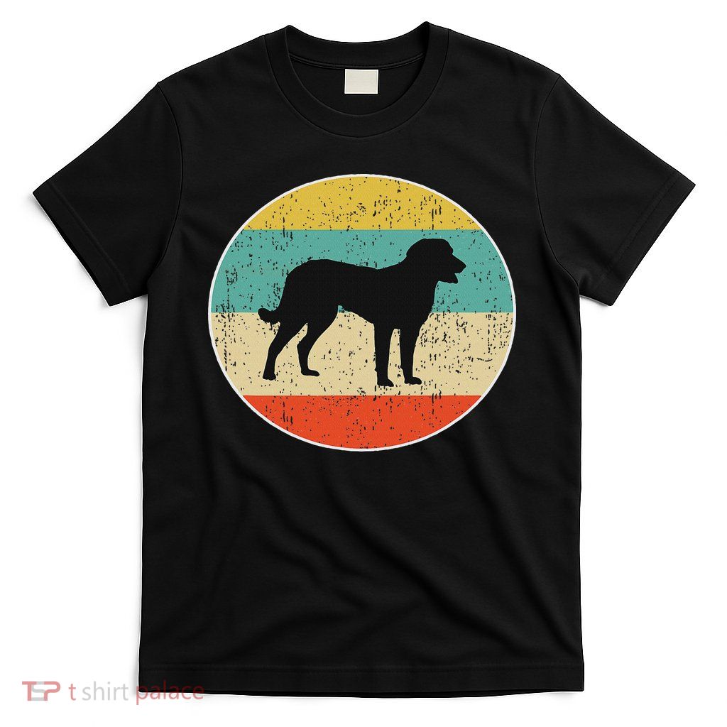 Chesapeake Bay Retriever Dog Gift T-Shirt