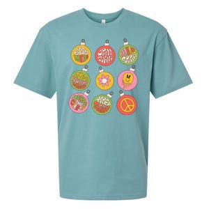 Christmas Ball Retro Ornaments Sueded Cloud Jersey T-Shirt