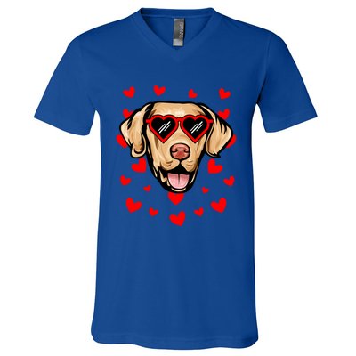 Chesapeake Bay Retriever Valentines Day Love Heart Glasses Gift V-Neck T-Shirt