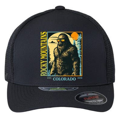 Colorado Bigfoot Retro Vintage Cool Sasquatch Yeti Flexfit Unipanel Trucker Cap