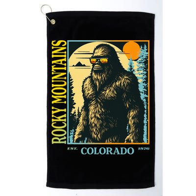 Colorado Bigfoot Retro Vintage Cool Sasquatch Yeti Golf Towel