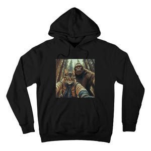 Cat Bigfoot Sasquatch Selfie Photo Funny Retro Classic Humor Tall Hoodie