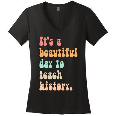  Cute back to school retro Social Studies Teacher Women's V-Neck T-Shirt