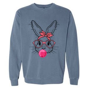 Cute Bunny With Heart Glasses Bubblegum Easter Day Cool Gift Garment-Dyed Sweatshirt