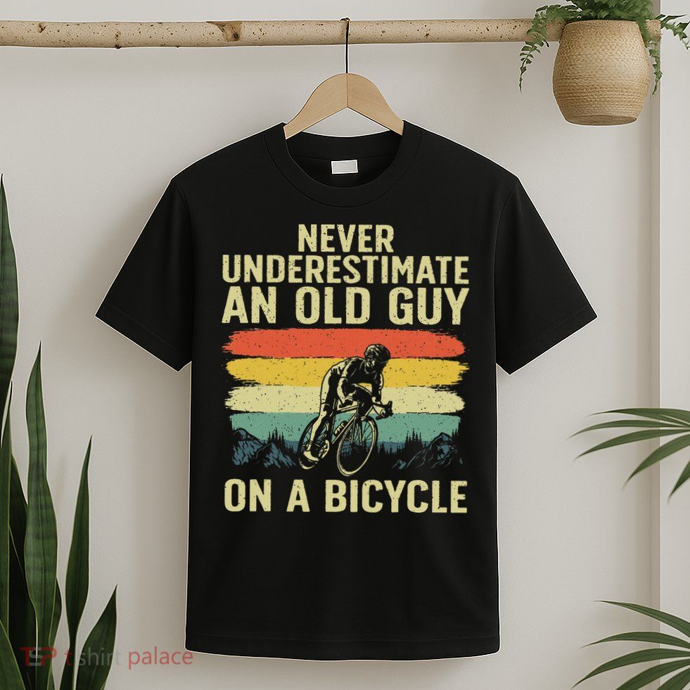 Cool Cycling Art For Grandpa Bicycle Riding Cycle Racing T-Shirt
