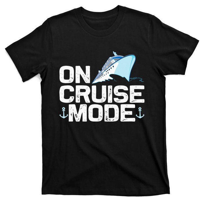 Cool Cruise Art For Cruise Ship Cruising Lovers T-Shirt