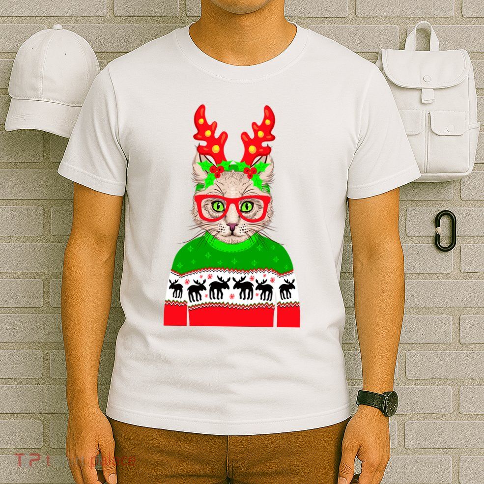 Funny Hipster Christmas Party Cat T-Shirt