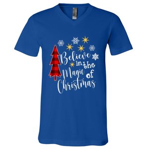 Cute Casual Believe In Magic Of Christmas Tree Buffalo Plaid Great Gift V-Neck T-Shirt