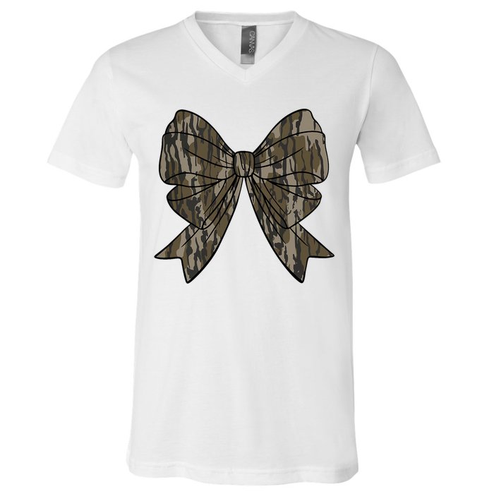 Camo Coquette Bow Duck Hunt Duck Hunting V-Neck T-Shirt