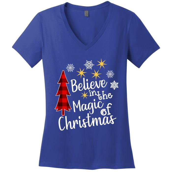 Cute Casual Believe In Magic Of Christmas Tree Buffalo Plaid Gift Women's V-Neck T-Shirt