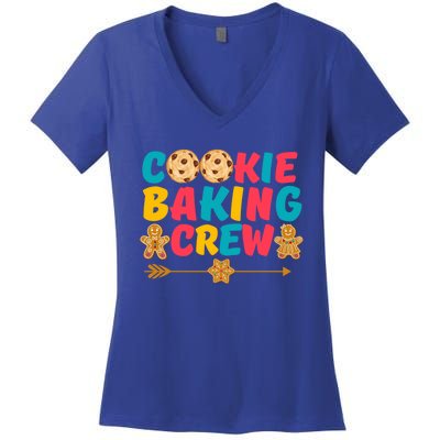 Christmas Cookie Baking Crew Vintage Gingerbread Family Xmas Gift Women's V-Neck T-Shirt