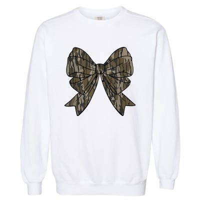 Camo Coquette Bow Duck Hunt Duck Hunting Women Garment-Dyed Sweatshirt