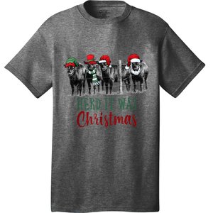 Cute Christmas Cows Herd It Was Christmas Funny Cow Shirt T-Shirt