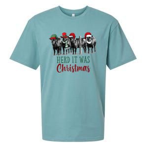 Cute Christmas Cows Herd It Was Christmas Funny Cow Shirt Sueded Cloud Jersey T-Shirt