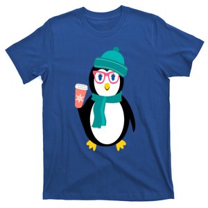 Cute Chillin Christmas Holiday Gift For Penguin Lovers Funny Gift T-Shirt