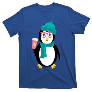 Cute Chillin Christmas Holiday Gift For Penguin Lovers Funny Gift T-Shirt