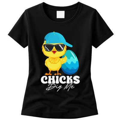 Cute Chicks Dig Me Happy Easter Funny Baby Chick With Egg Womens T-Shirt