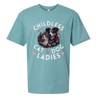 Childless Cat & Dog Ladies Voting For Kamala President 2024 Sueded Cloud Jersey T-Shirt