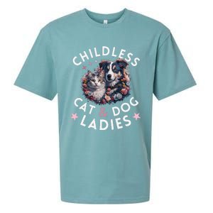 Childless Cat & Dog Ladies Voting For Kamala President 2024 Sueded Cloud Jersey T-Shirt