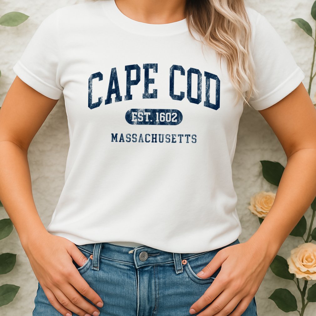 Cape Cod Est 1602 Massachusetts Retro Preppy Throwback Womens T-Shirt