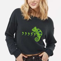 COMMA CHAMELEON FUNNY SONG PARODY MEME Cropped Pullover Crew