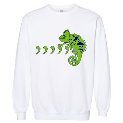 COMMA CHAMELEON FUNNY SONG PARODY MEME Garment-Dyed Sweatshirt